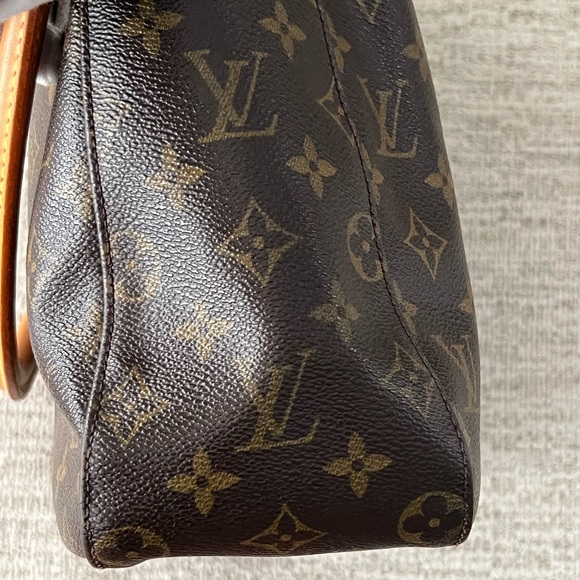 LIVE: Louis Vuitton Monogram Looping Tote. Item described on live extensively. - Picture 6 of 11